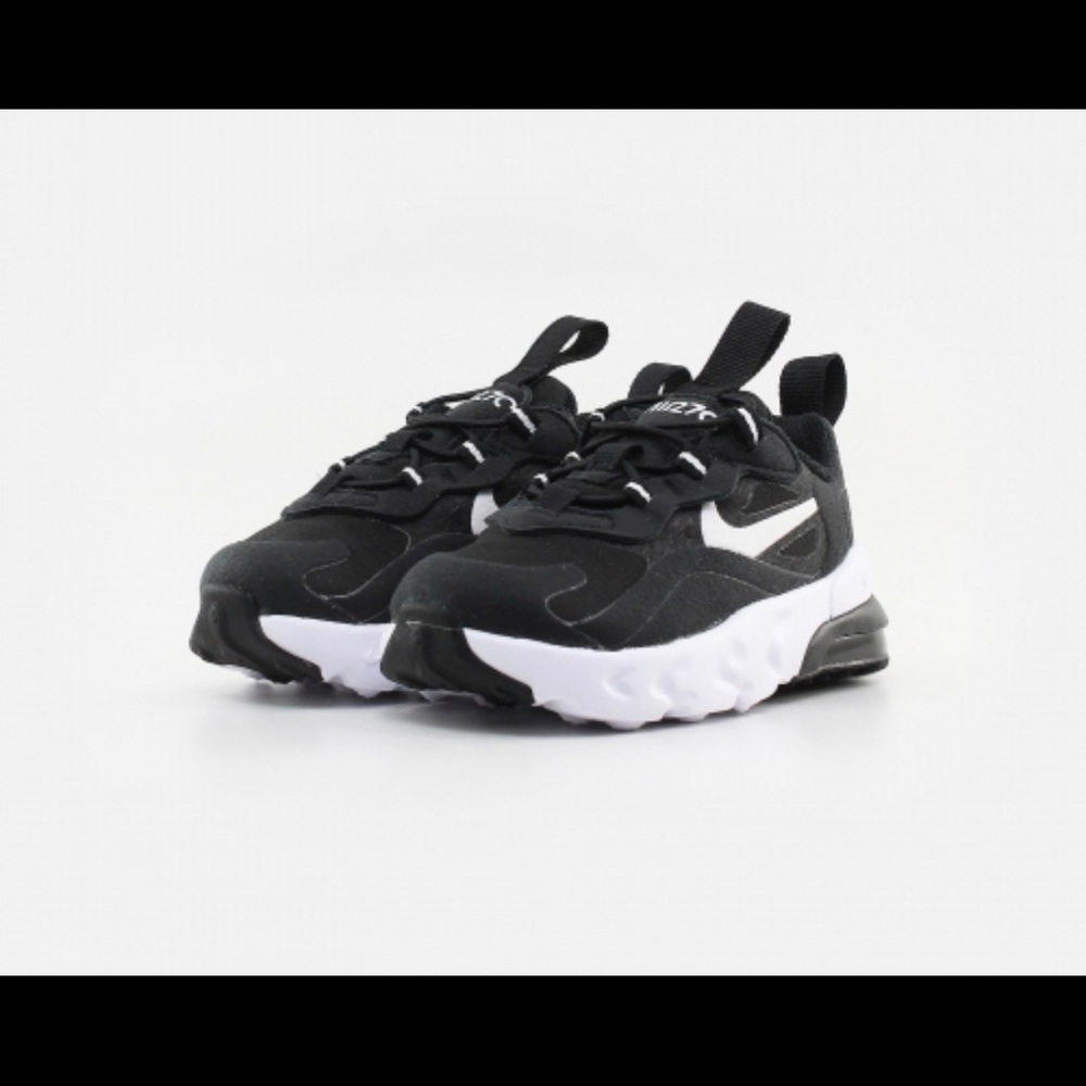 Nike Air Max 270 RT